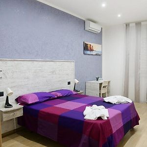 Chambre Standarde Lit Queen-Size